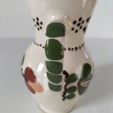 Small pitcher