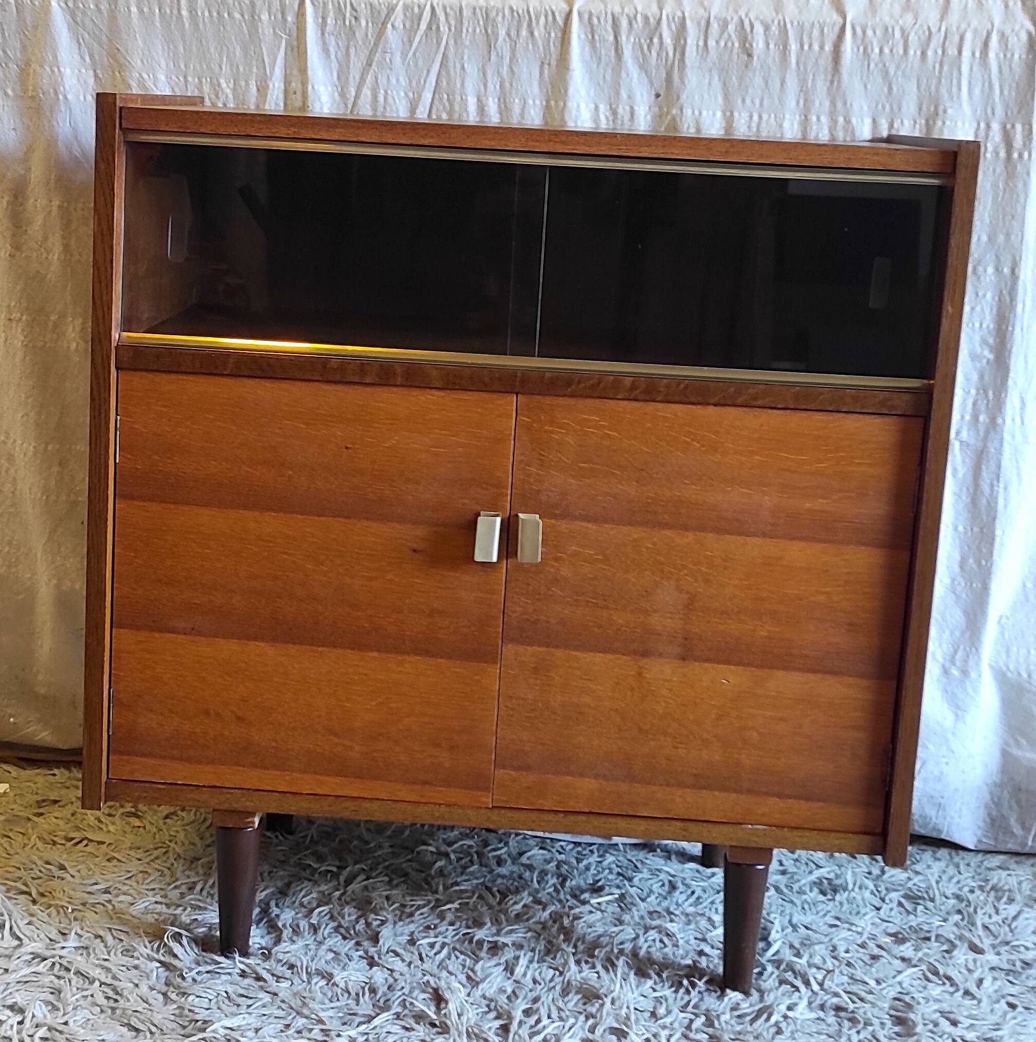 Vintage oak sideboard - mid-20th century