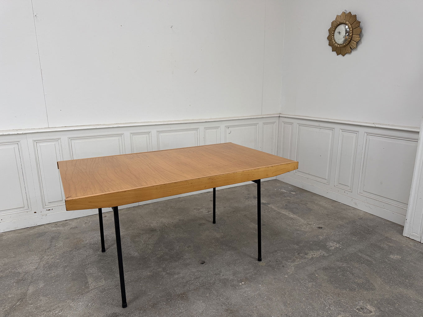 Table Alain Richard 1950