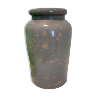 Blue sandstone pot