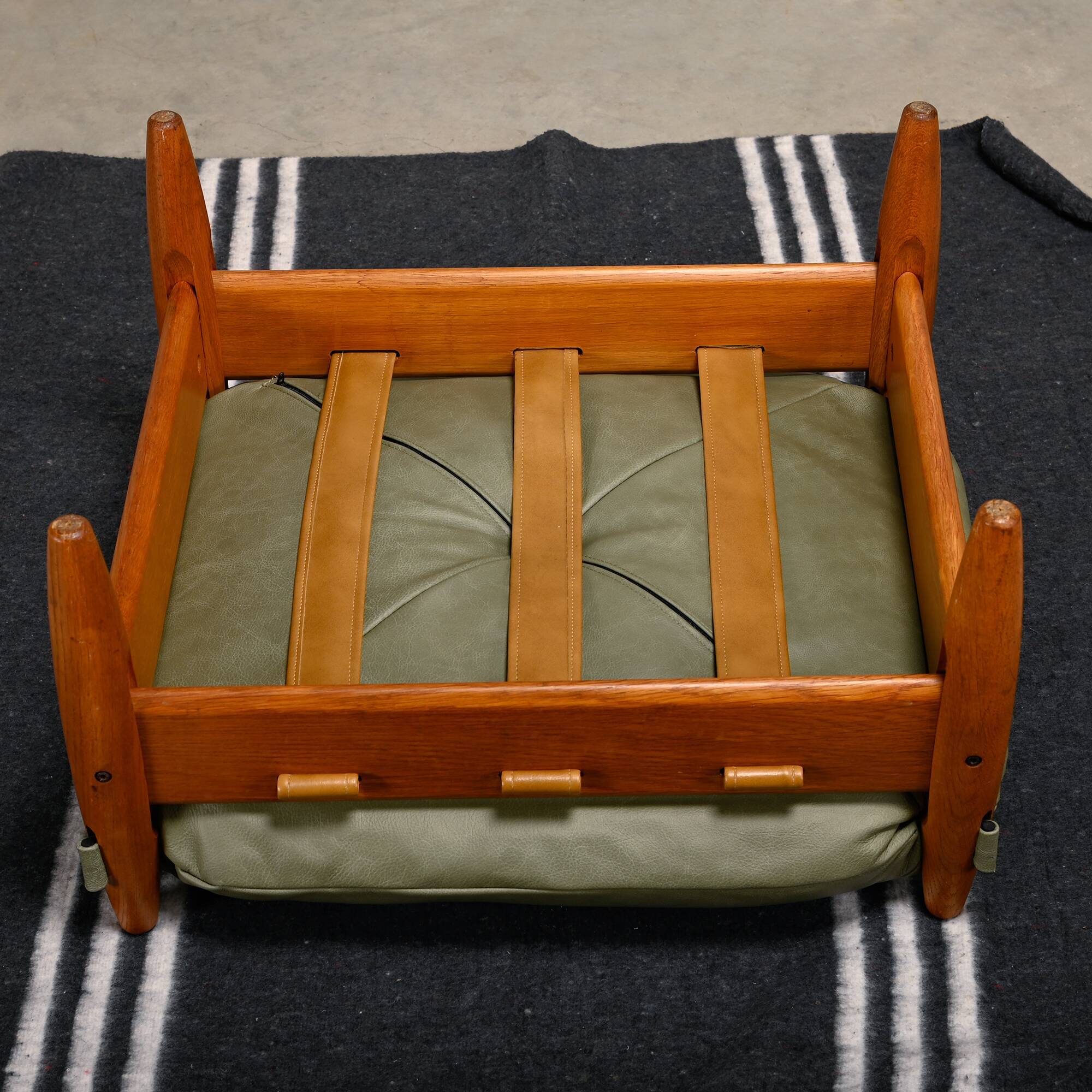 Lounge Chair in the manner Sergio Rodrigues and Jean Gillon, Oak / Leather