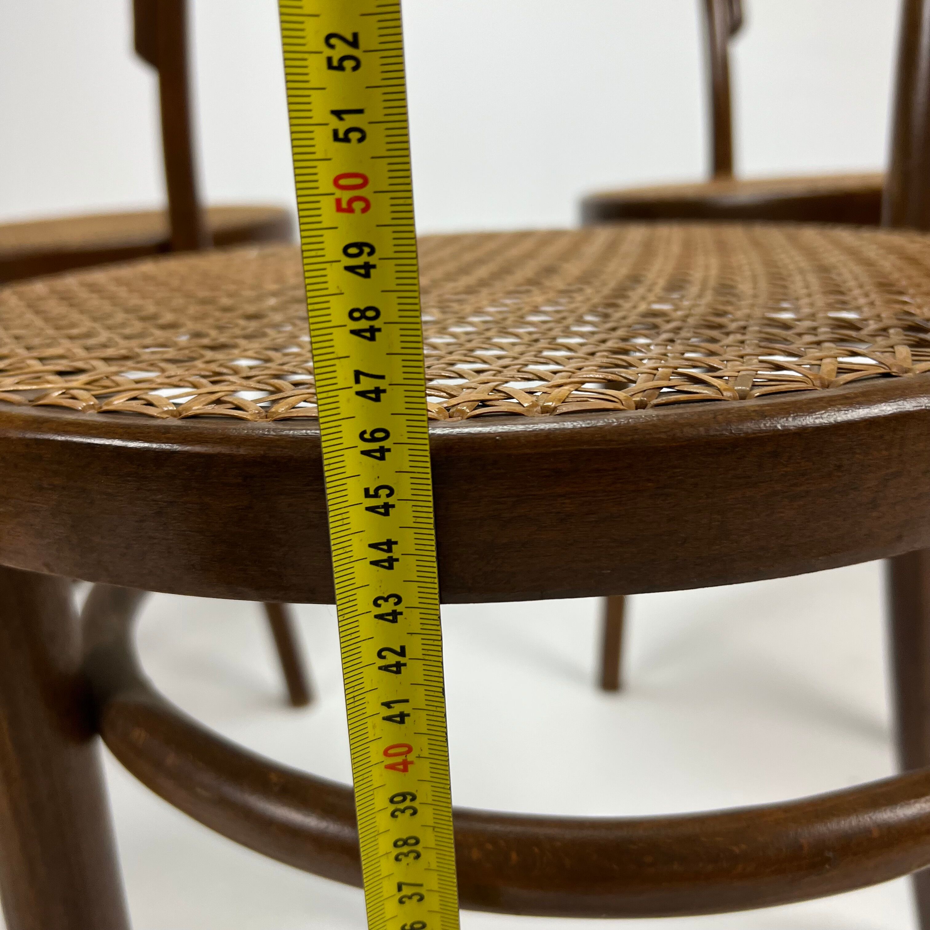 Ensemble de 4 chaises de salle à manger Mid Century Zpm Radomsko Bentwood et Cane, années 1960