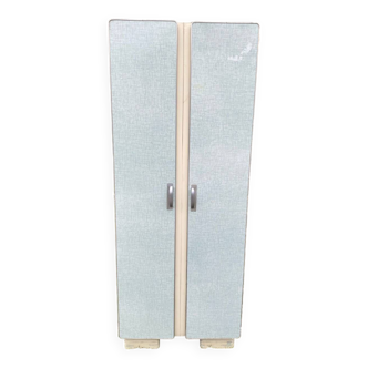 Armoire vintage en Formica bleu (vert d’eau)