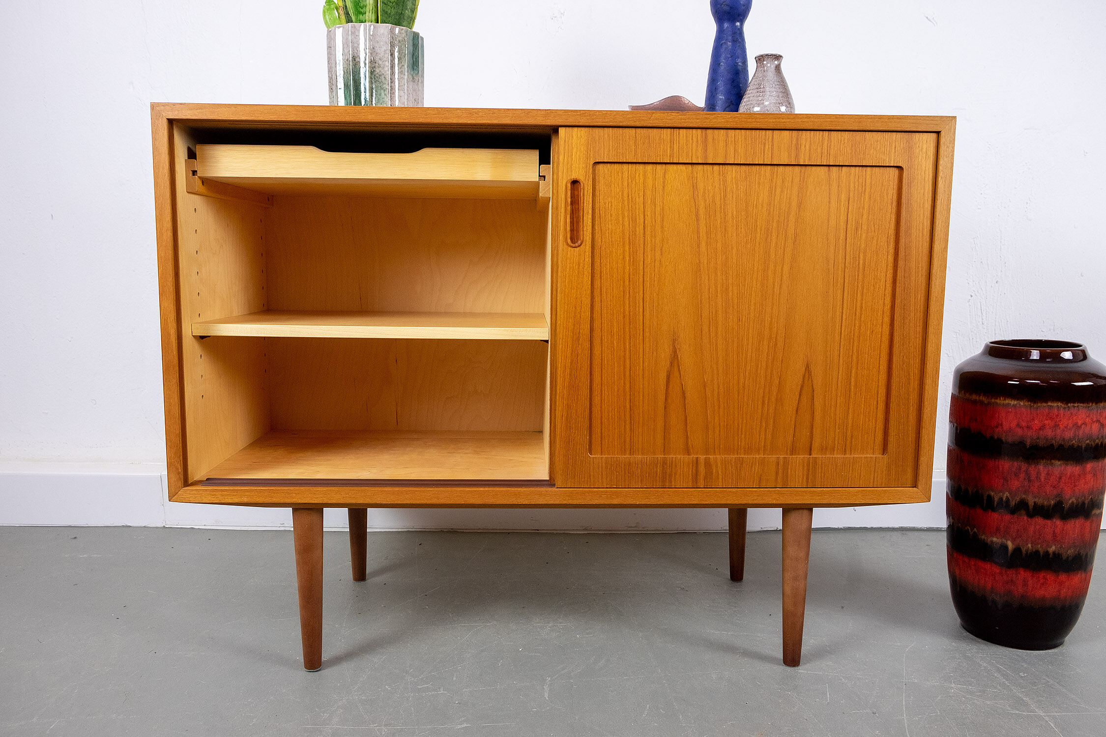 Teak sideboard by Hundevad, Denmark, 1960s