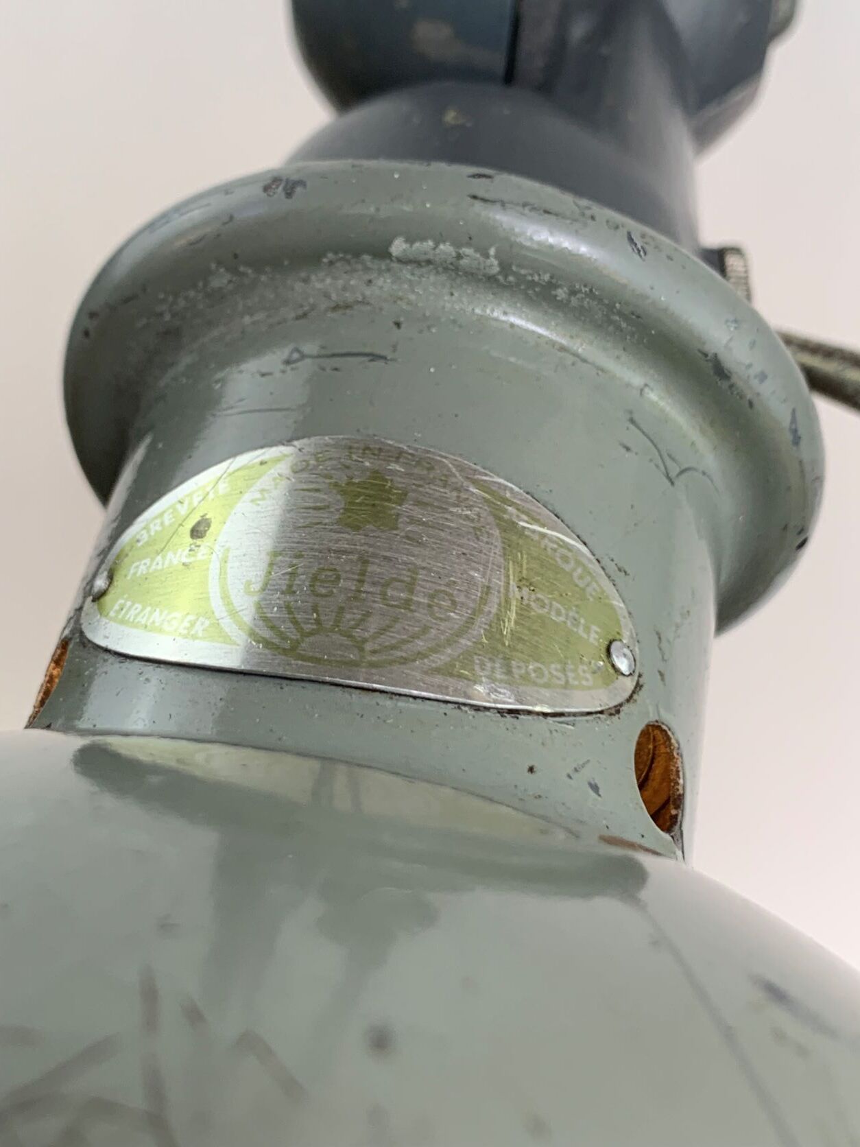 Jielde lamp from 1960 shades of gray, jielde plate