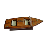 Motor boat model