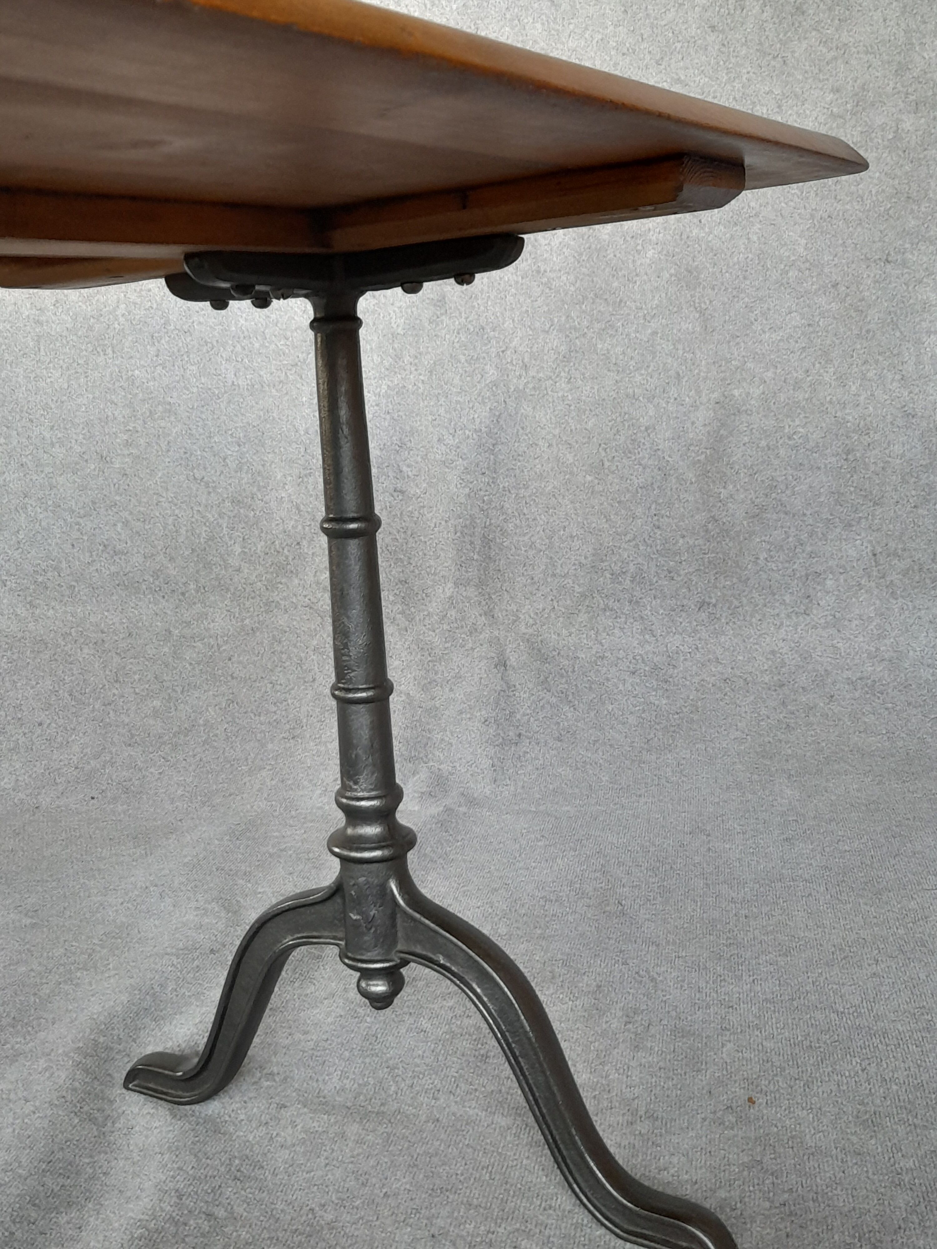 Table bistrot d'époque du début du 20ème siècle