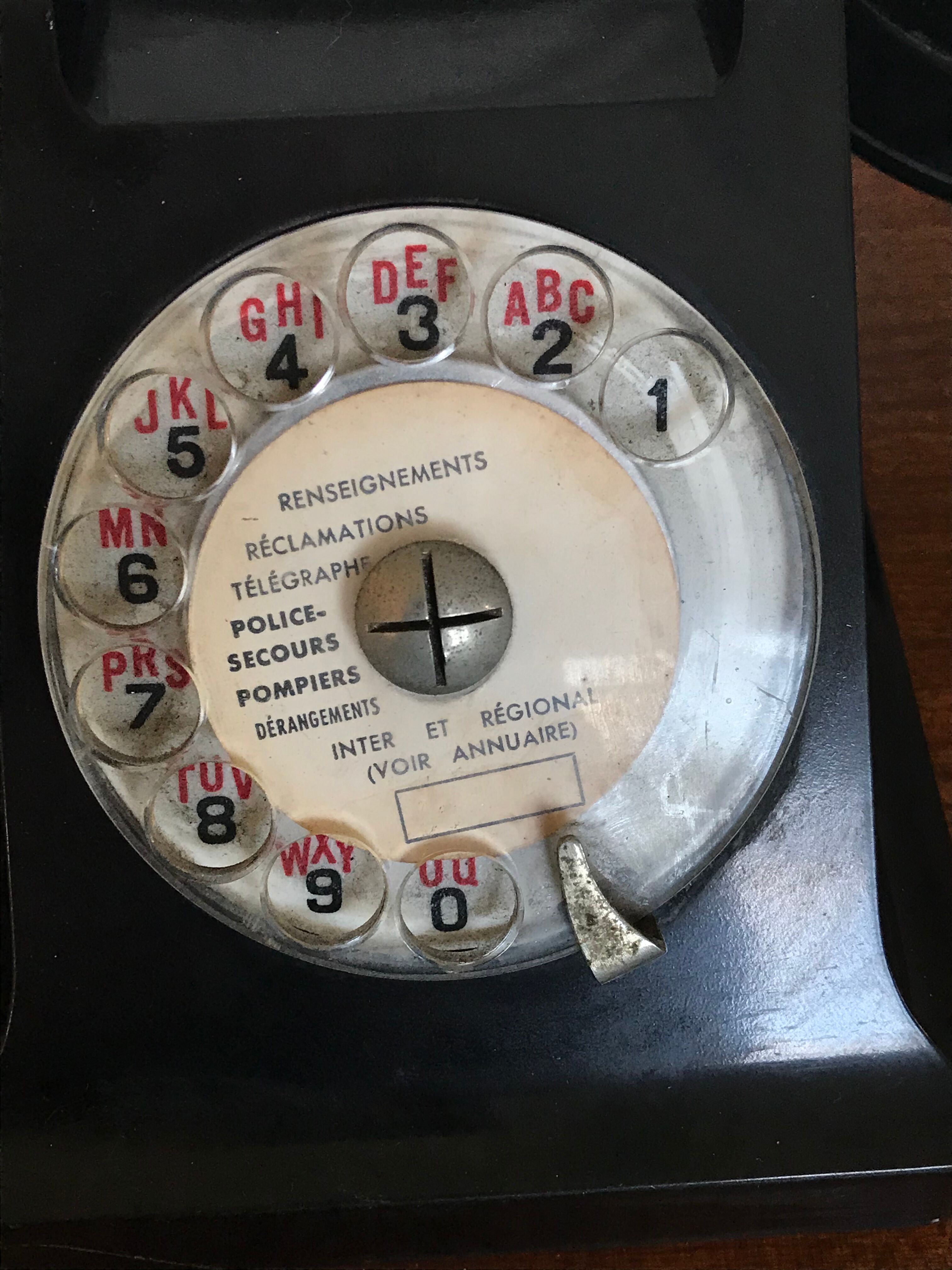 Phone in bakelite, 1960s