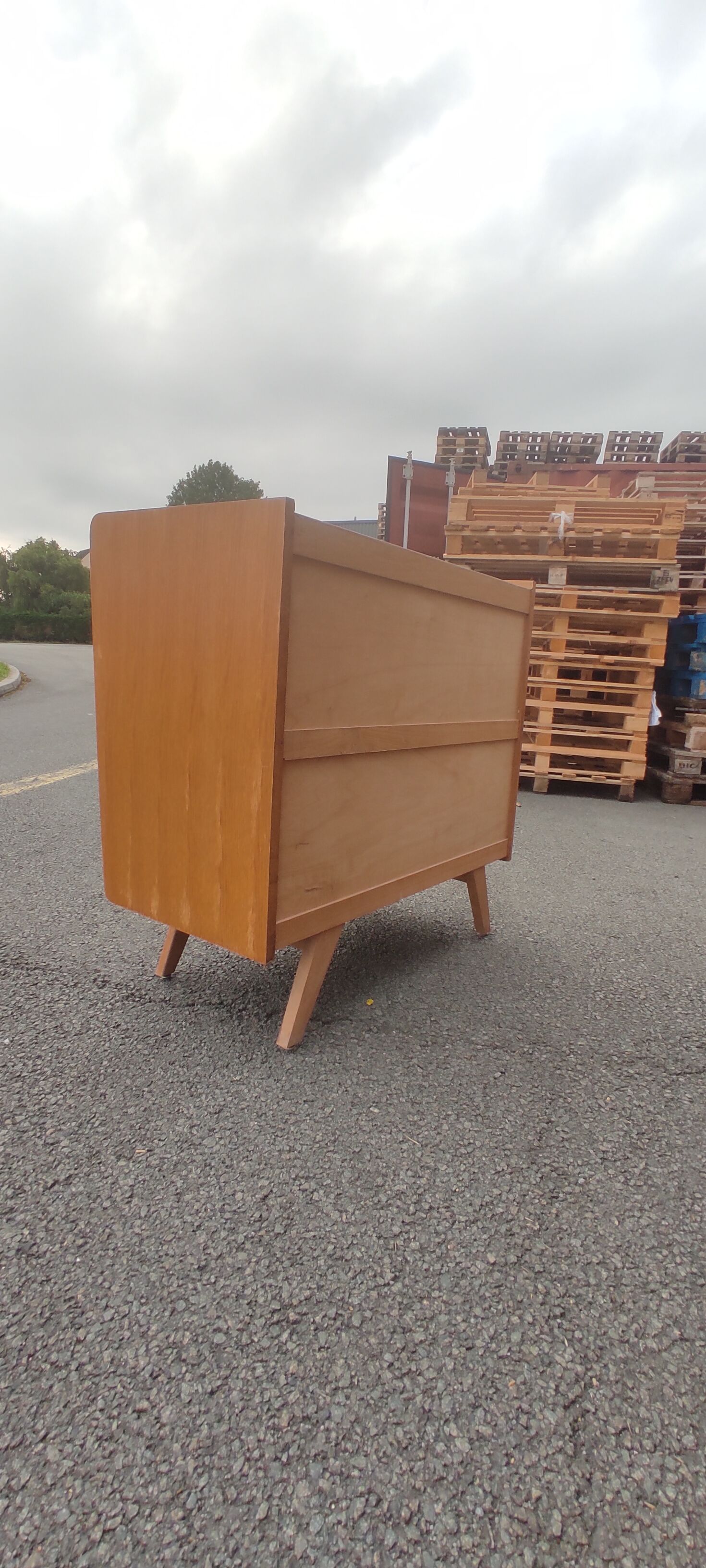 Vintage chest of drawers