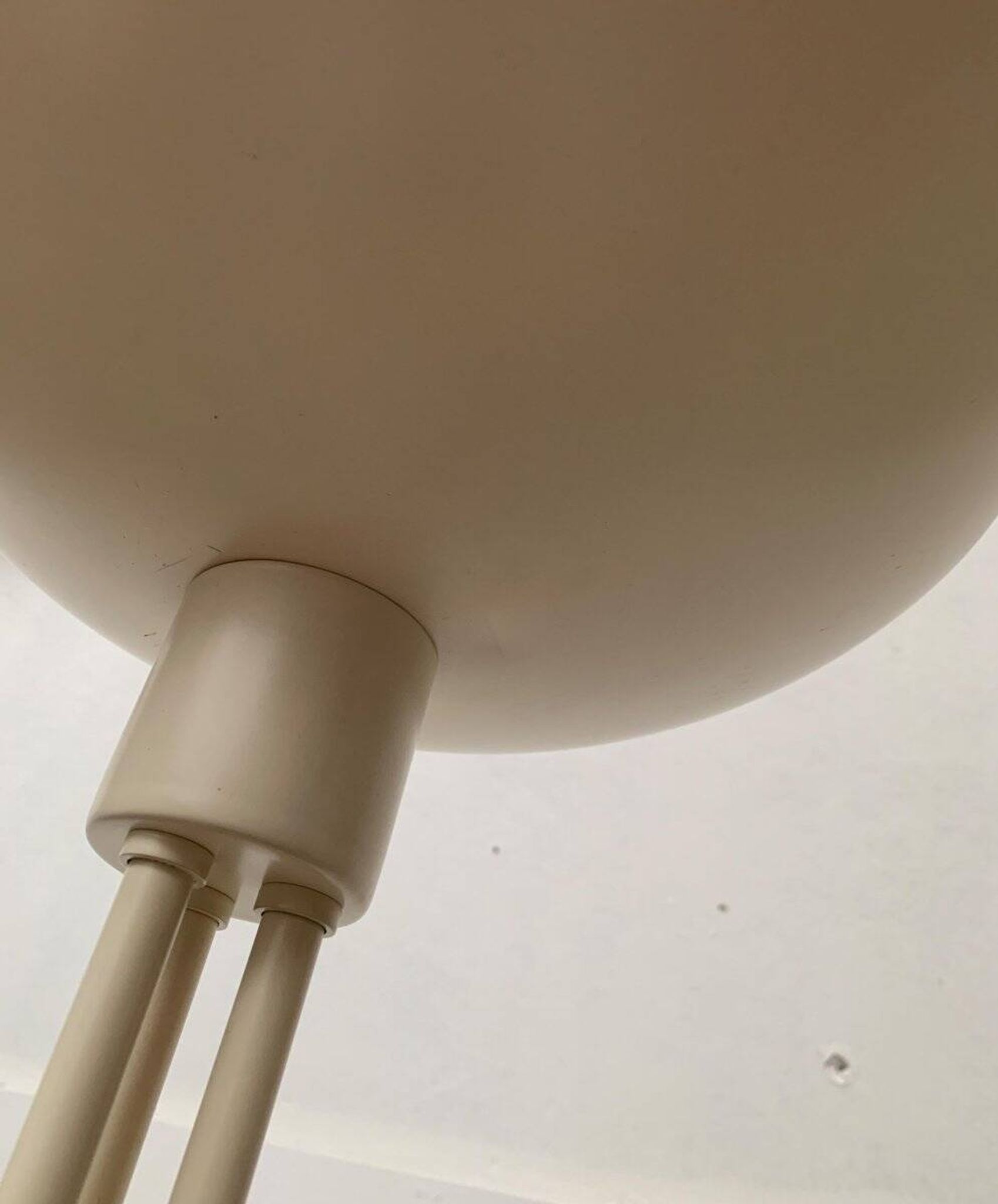 Lampe sur pied minimaliste allemande de l'ère spatiale de Cosack