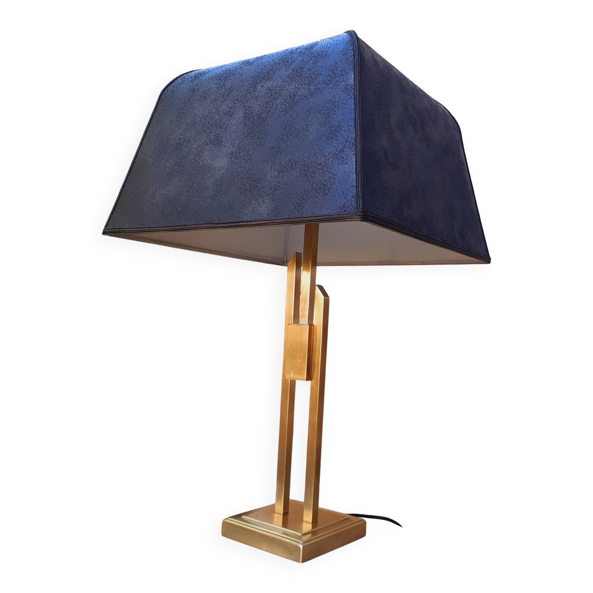 Lampe à poser dite " Gratte-ciel" en laiton année 70