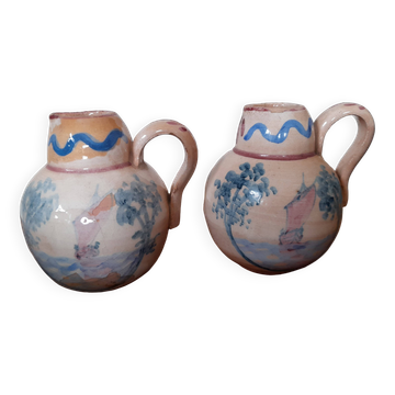 Ensemble de 2 petits pichets déco anciens émaillés peints