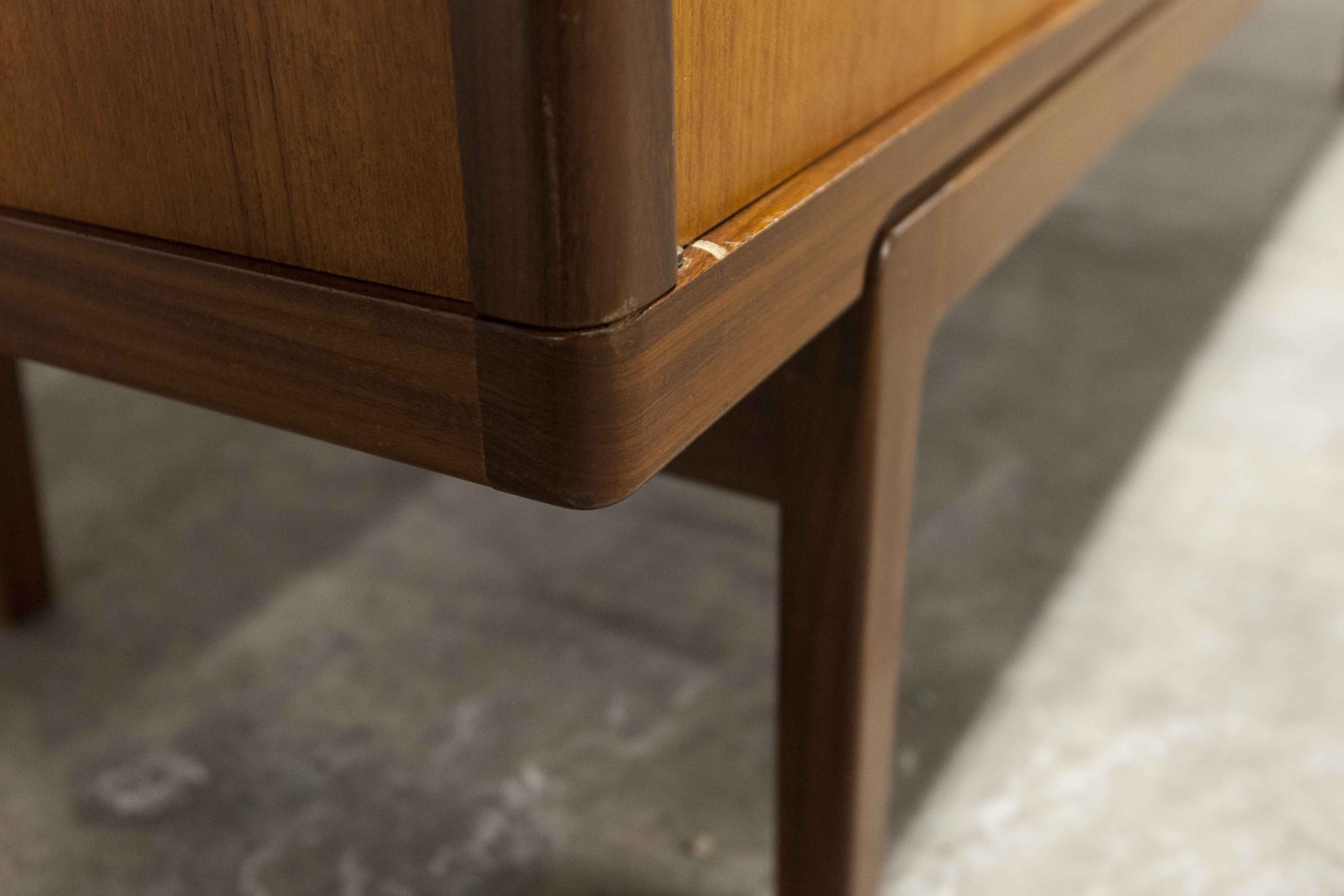 Armoire scandinave en teck 1969 NF Ameublement 202