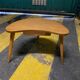 Table basse scandinave forme haricot