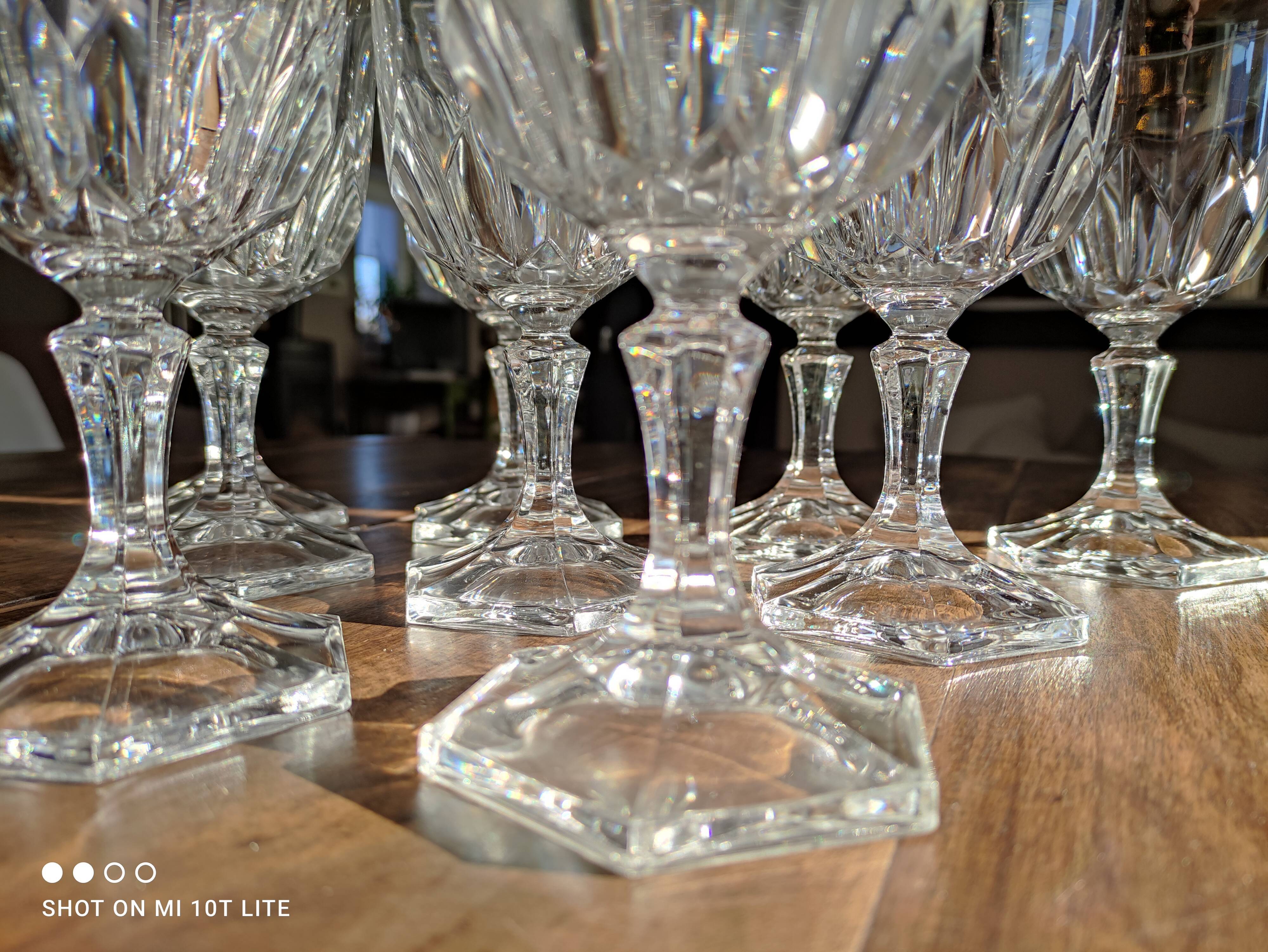 Set of 9 thick glass wine glasses faceted hexagonal foot