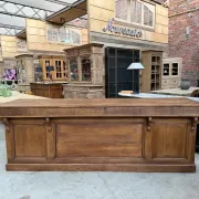 Oak counter from the early 20th century.