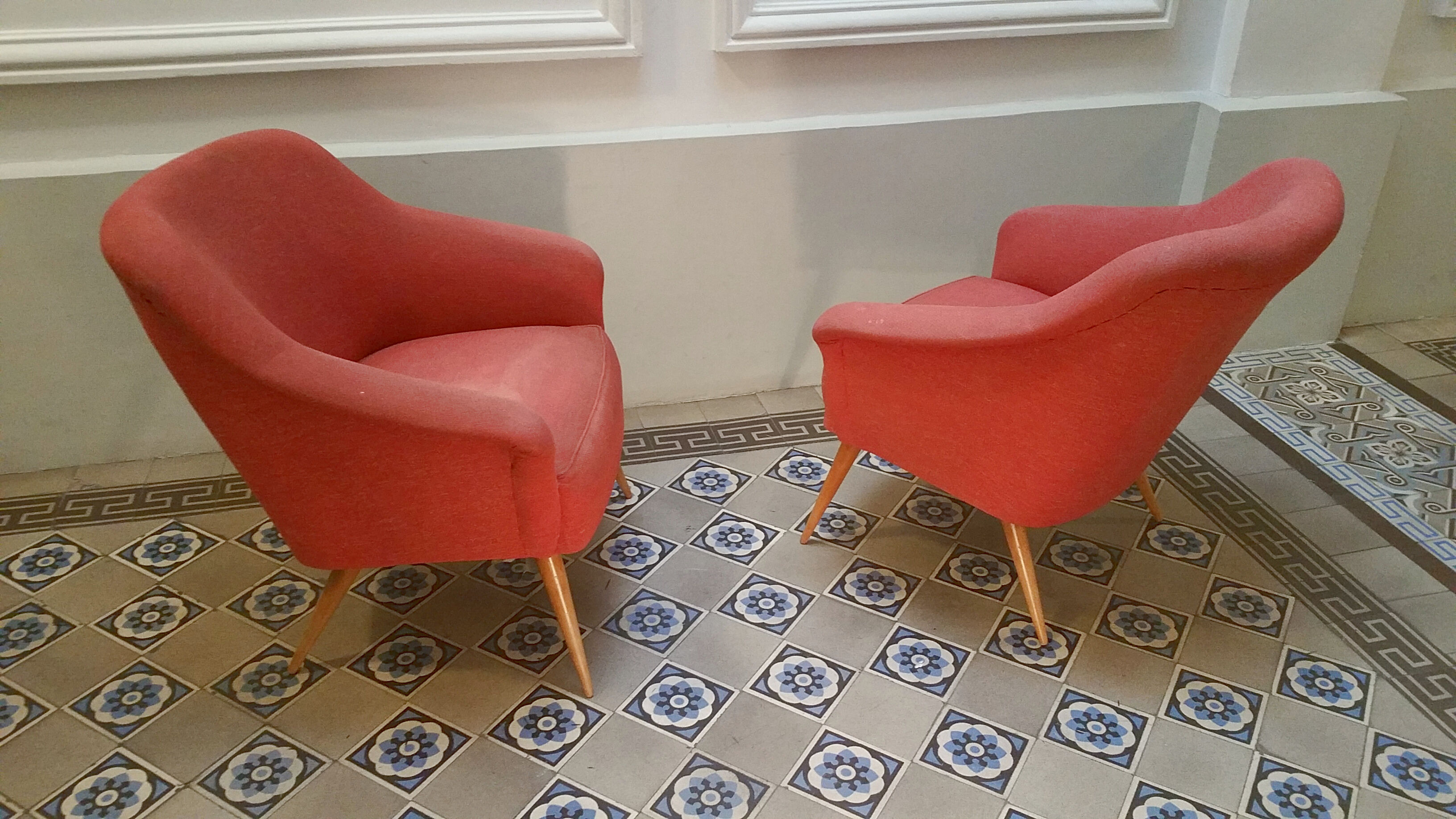 Seats 50-60 years red