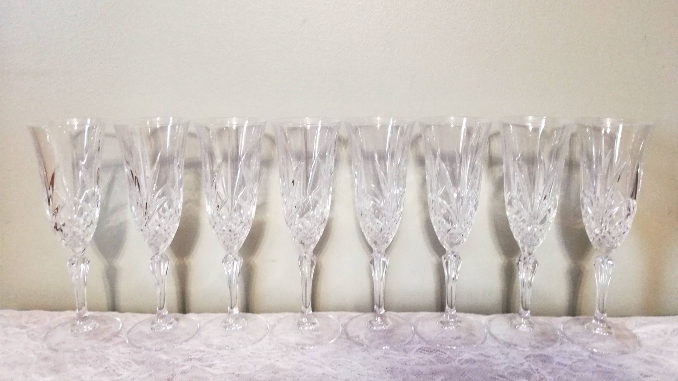 8 crystal champagne flutes
