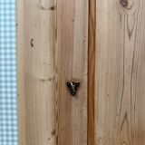 English bonnet maker with wardrobe (renovated)