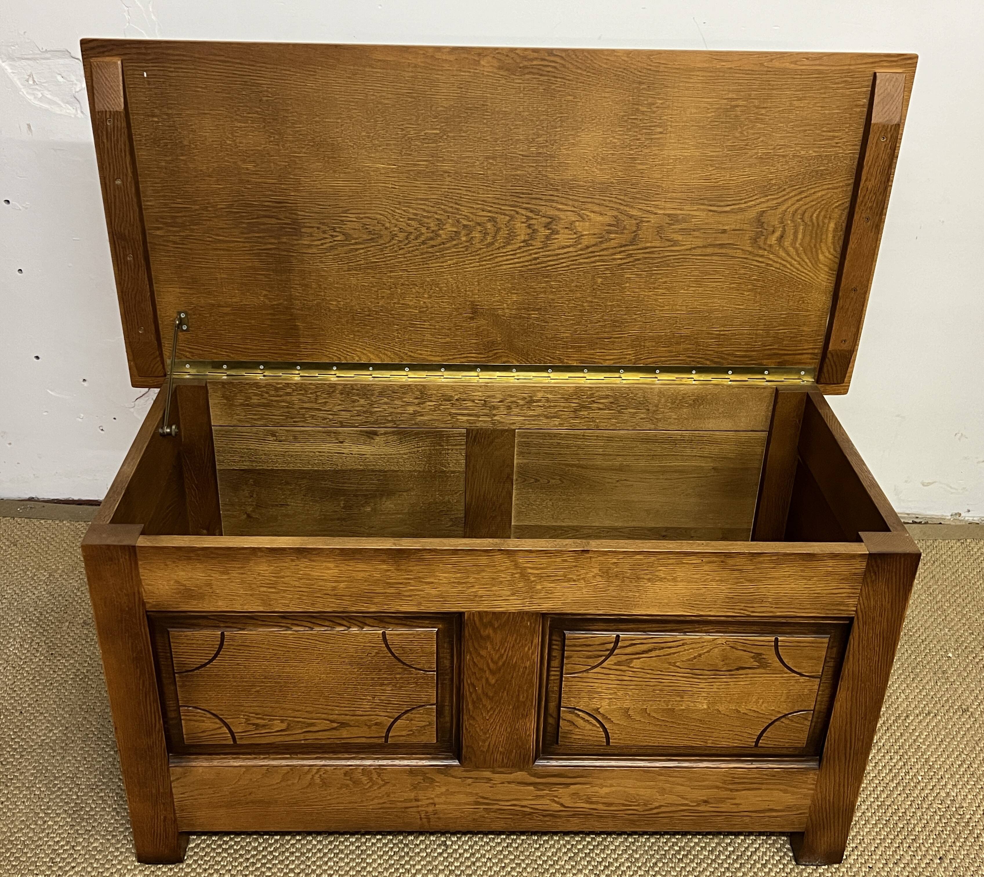 Wooden box / chest