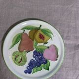 Decorative hanging plate, fruit model, in glazed ceramic