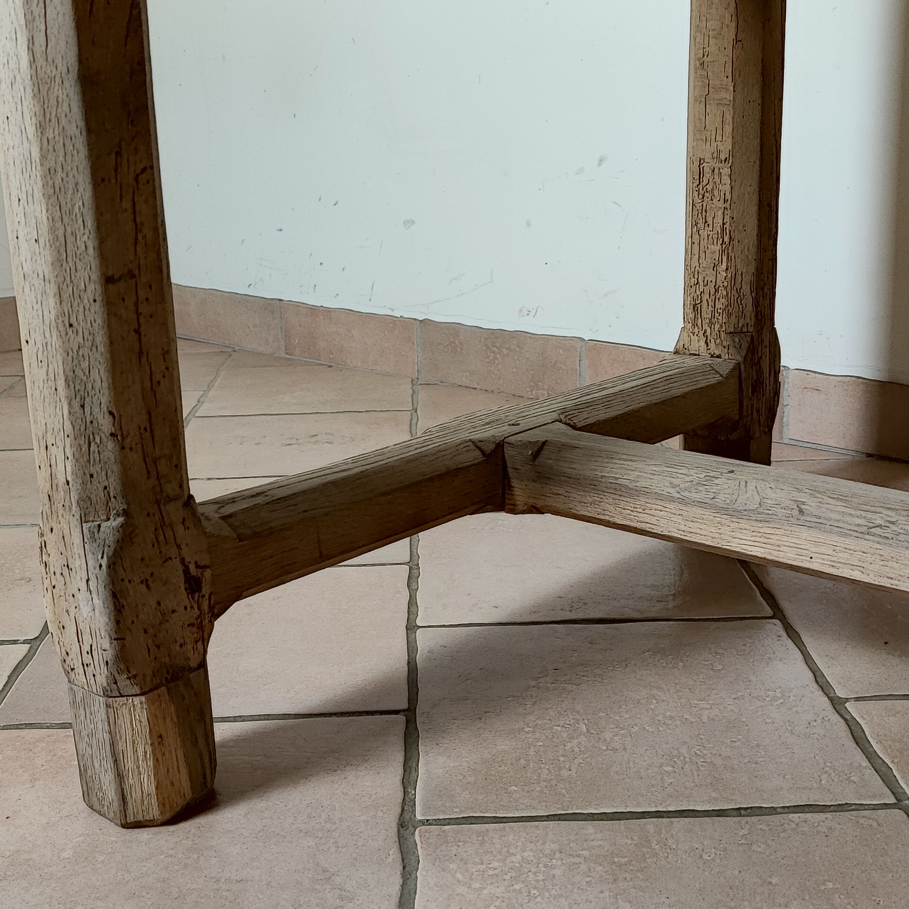 Farmhouse table