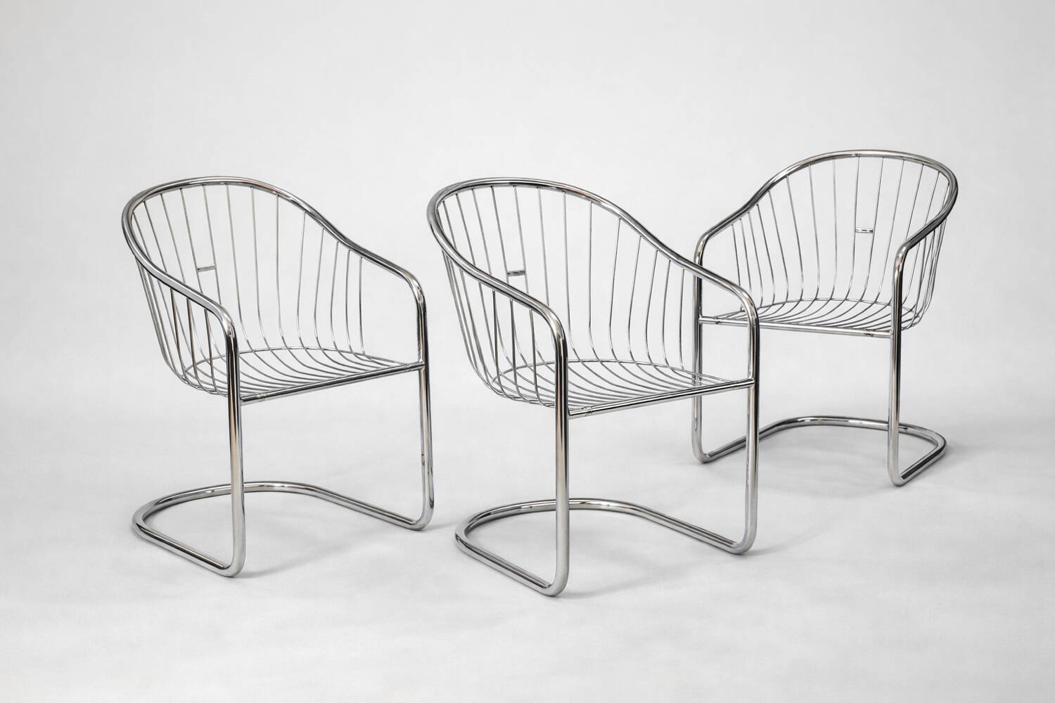 Set of 6 vintage Italian design chairs in chrome – 1970s – Gas style