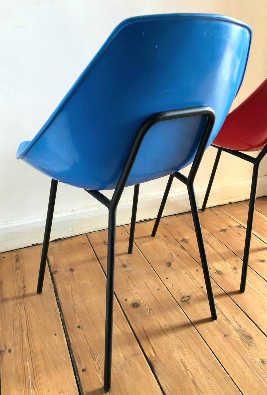 Pair of vintage Pierre Guariche Meurop chairs, antique seating furniture