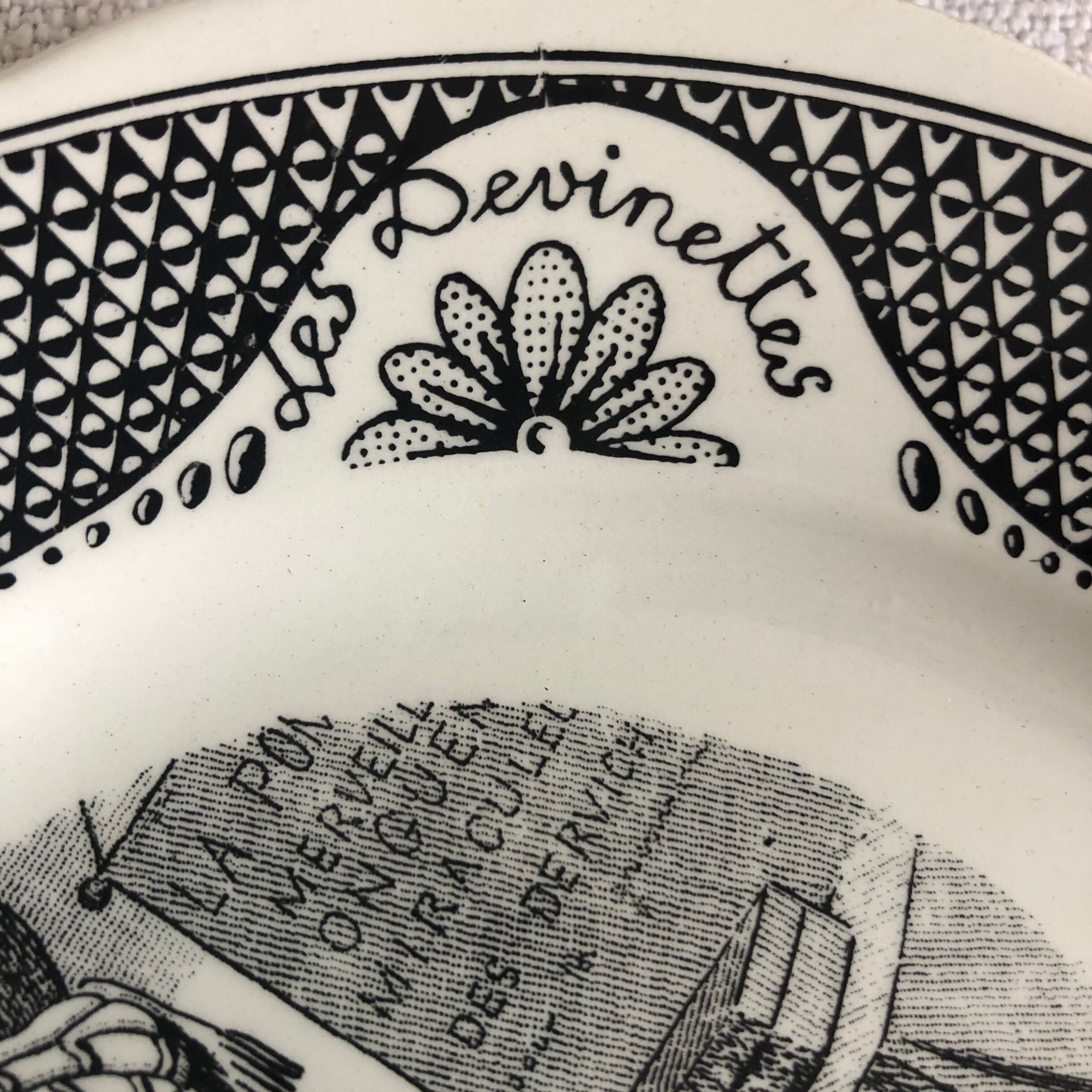 6 "guessing" talking plates - Sarreguemines
