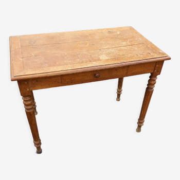 Old oak table 1 drawer