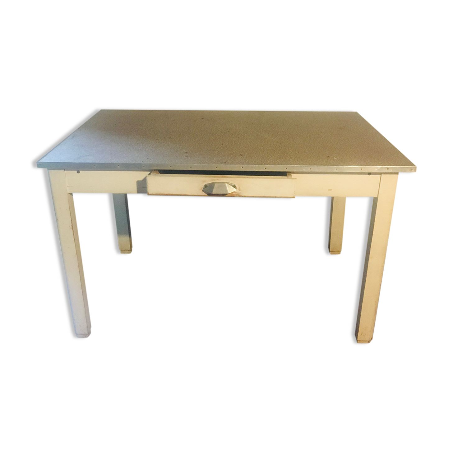 1930s country table/bistro table in its pattine