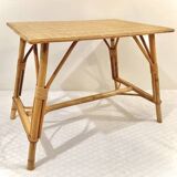 Bureau d’enfant rotin