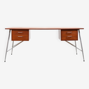 Fine Teak Desk Mod.202 by Børge Mogensen 1953