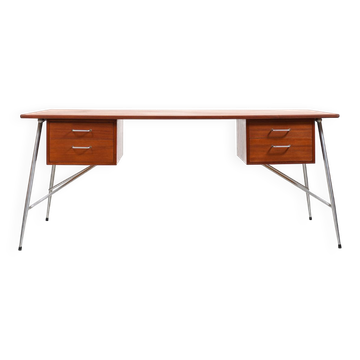 Fine Teak Desk Mod.202 by Børge Mogensen 1953