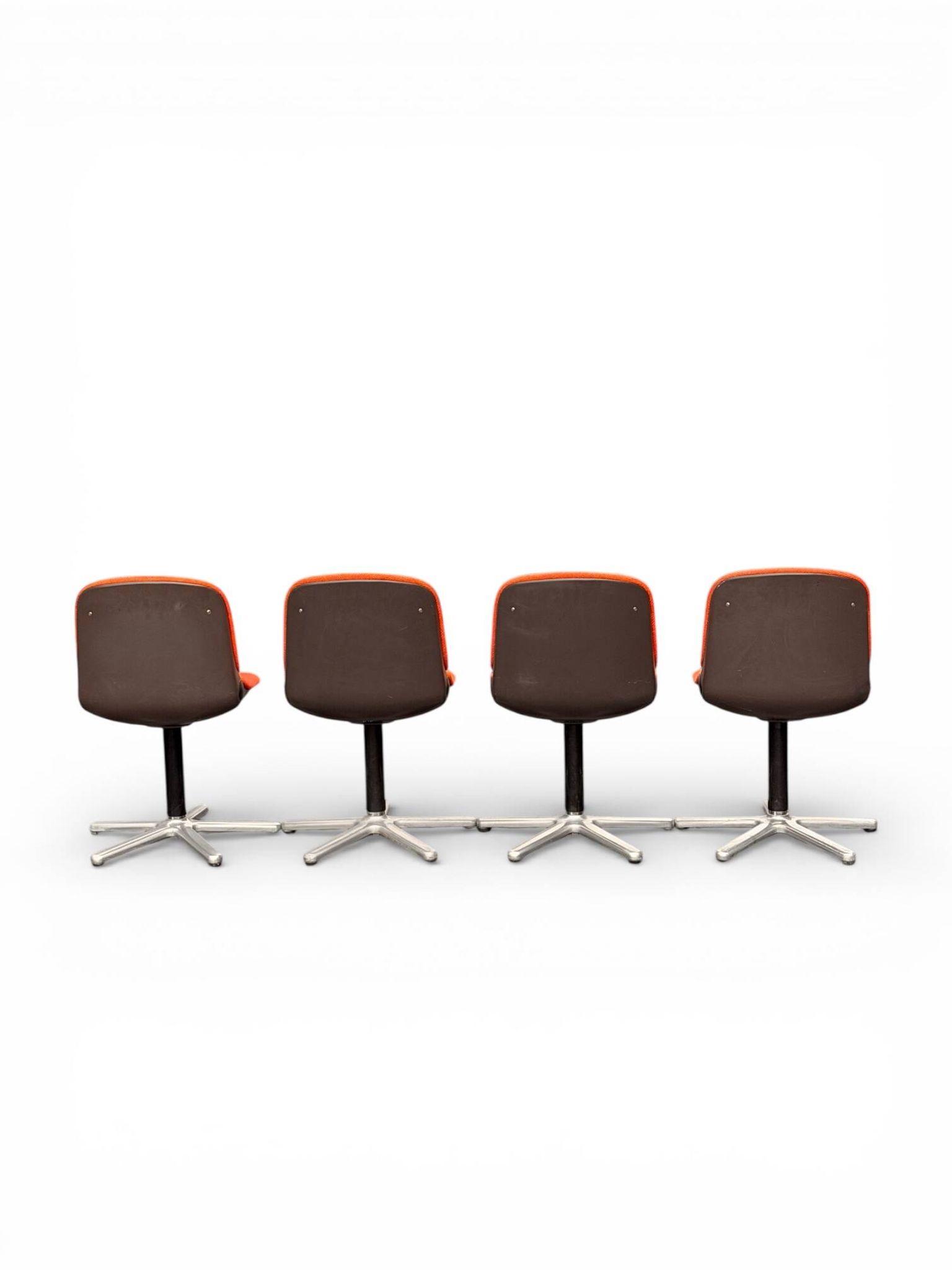 4 chaises, fauteuils vintage modèle 231/5 en tissu orange par Wilkhahn