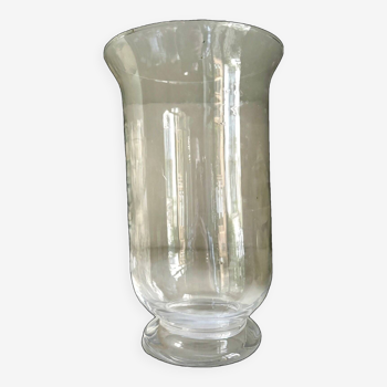 Vase en verre transparent