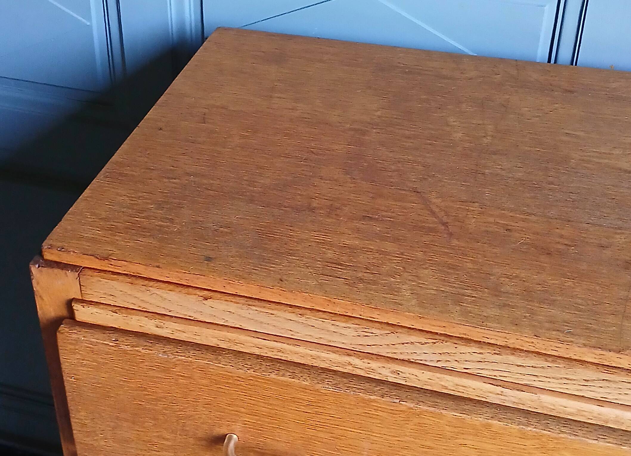 Commode pieds compas chêne blond 1950