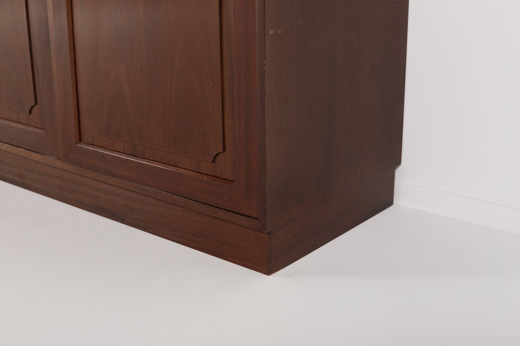 Buffet danois en acajou de style moderne du milieu du siècle, années 1960