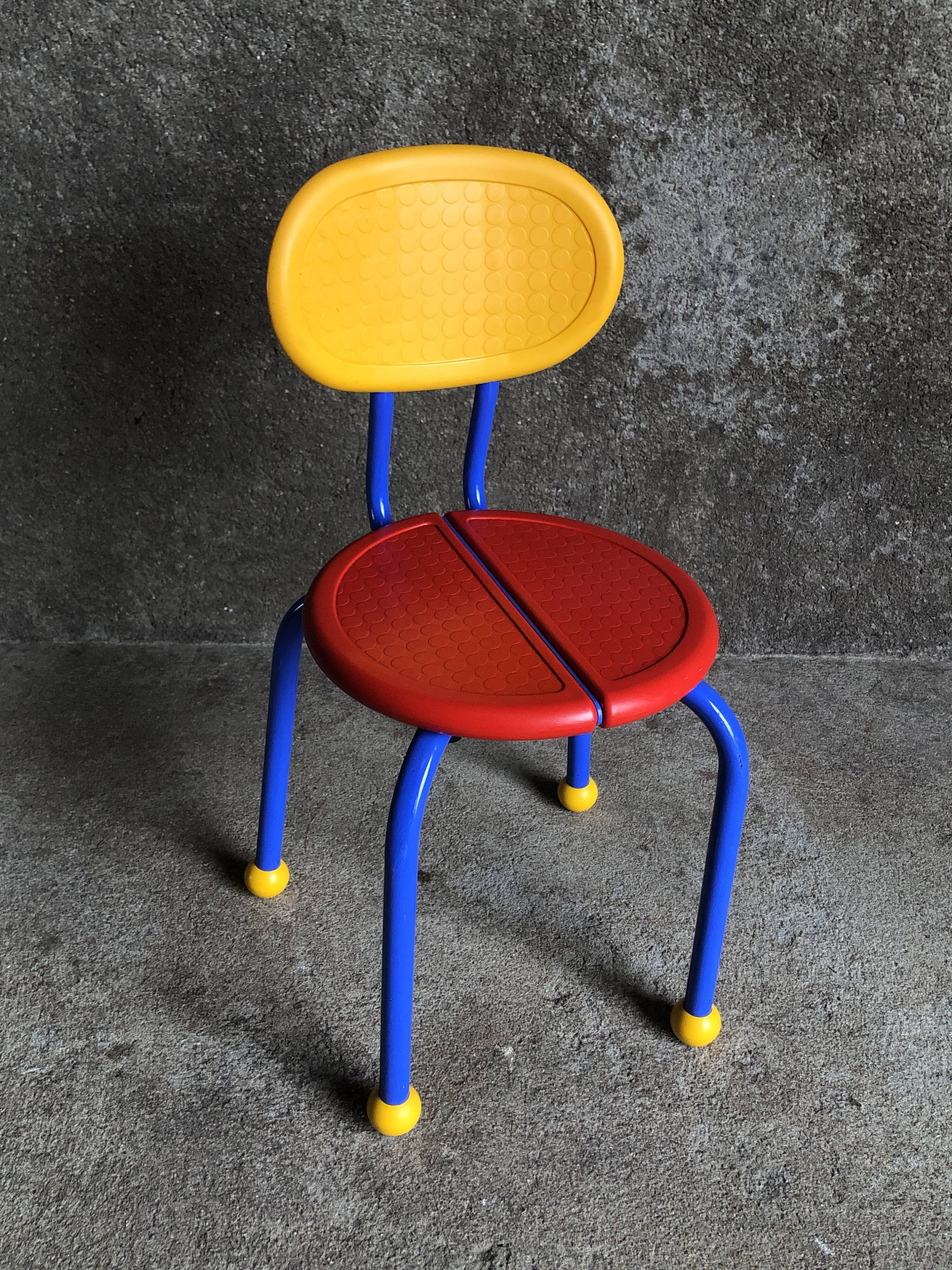 Small Ikea children's chair 1980s/1990s Memphis style