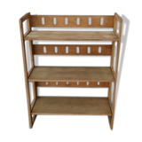 Bookseller's shelf, stinging library