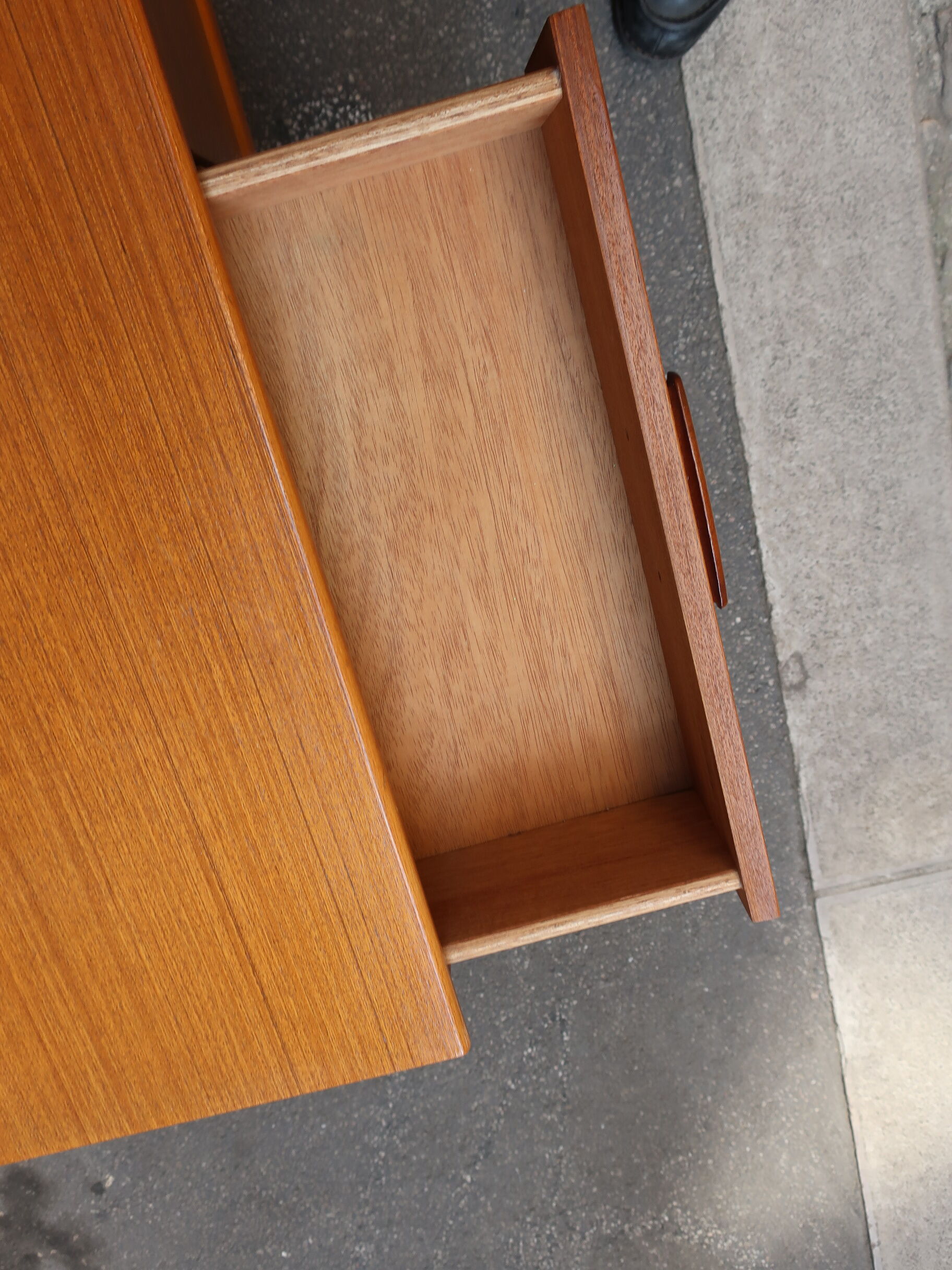 60s teak line in compass feet