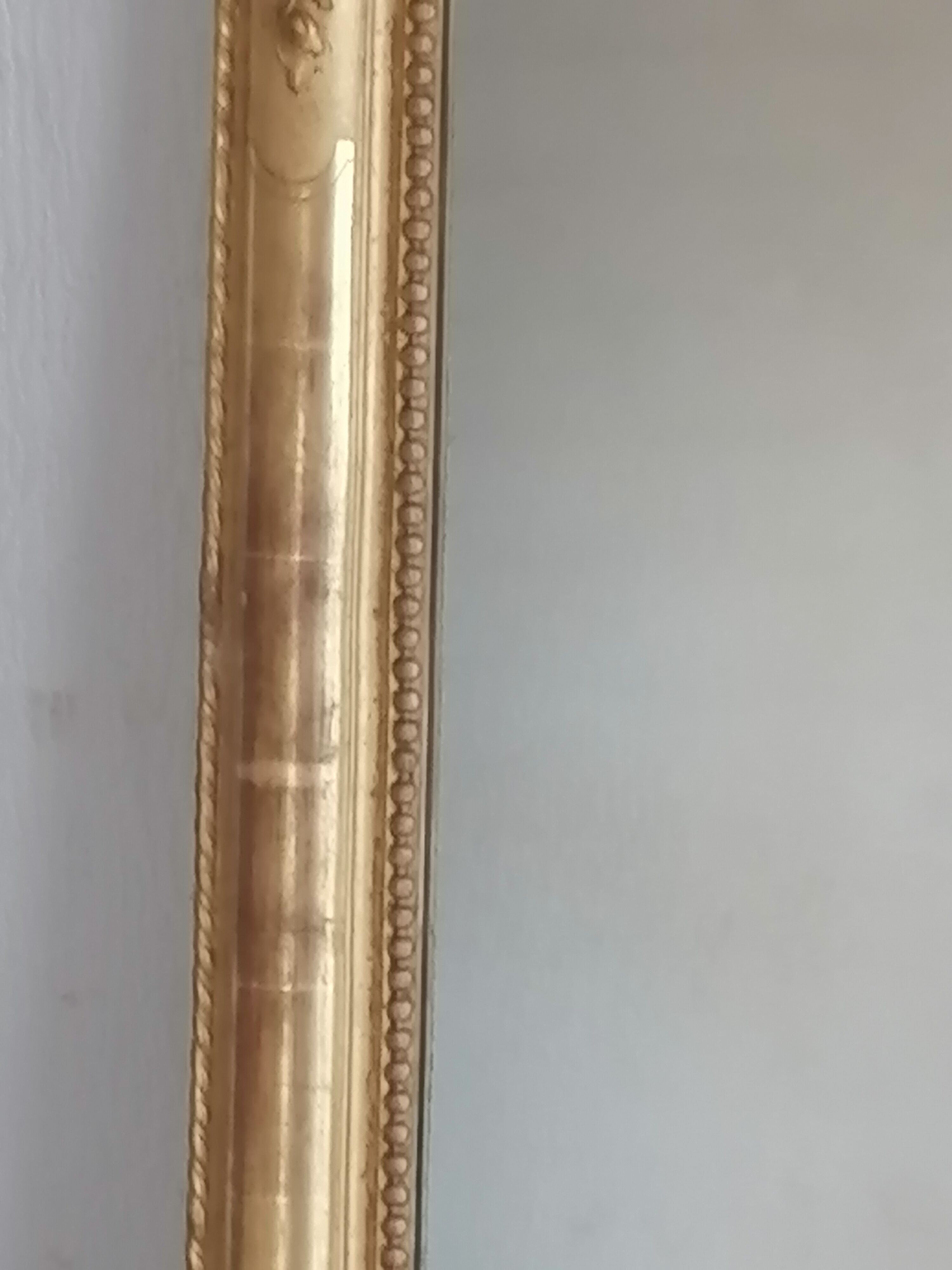 Grand miroir doré. 19ème