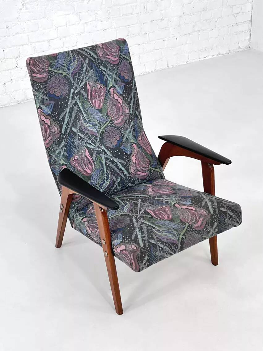 50s - 60s armchair in wood and fabric