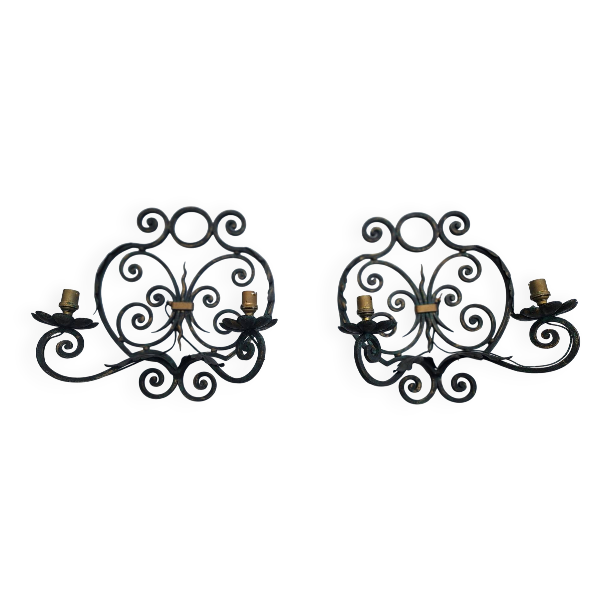 Ancienne paire d'appliquer fer forgé style baroque