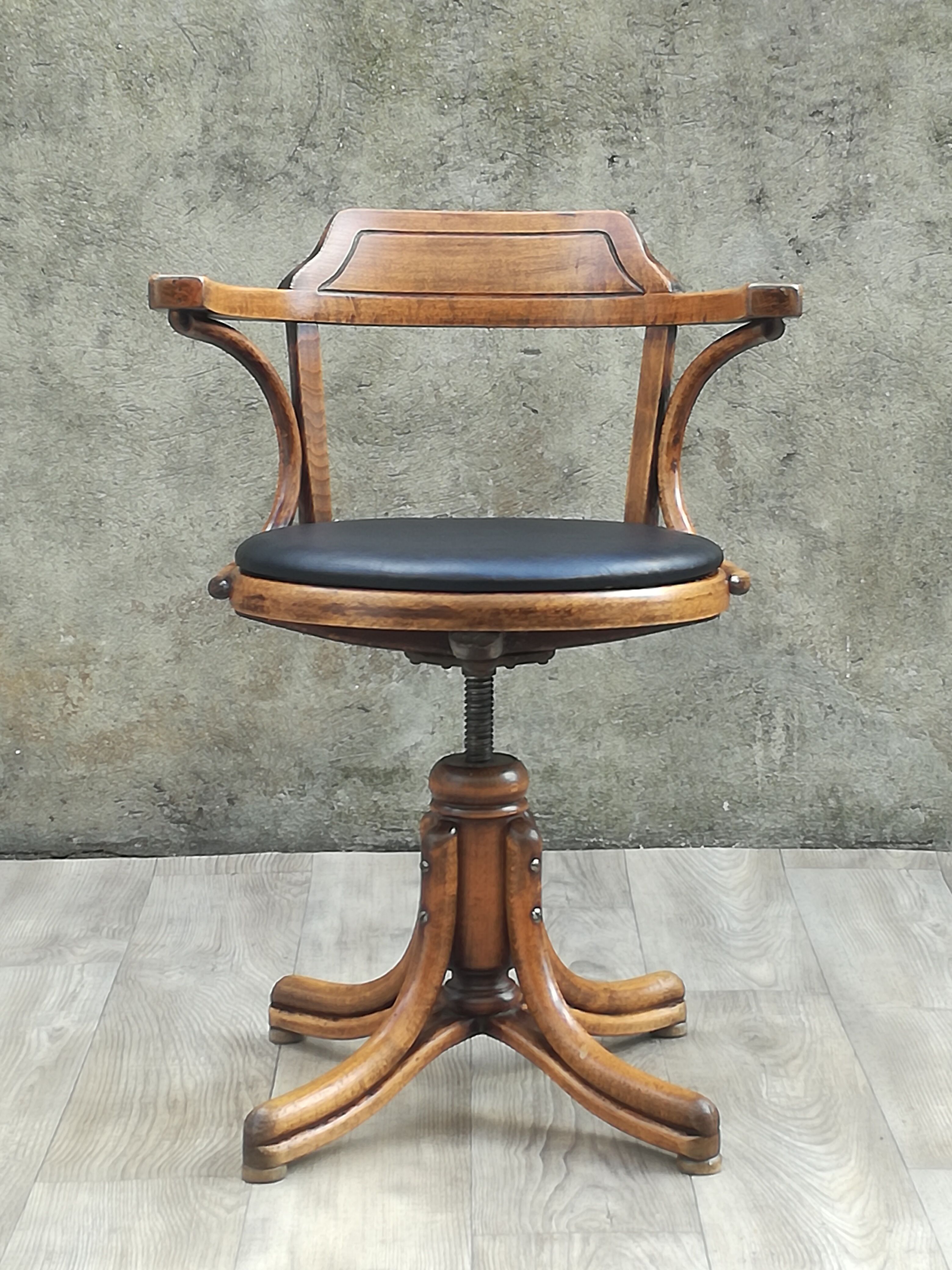 Thonet armchair