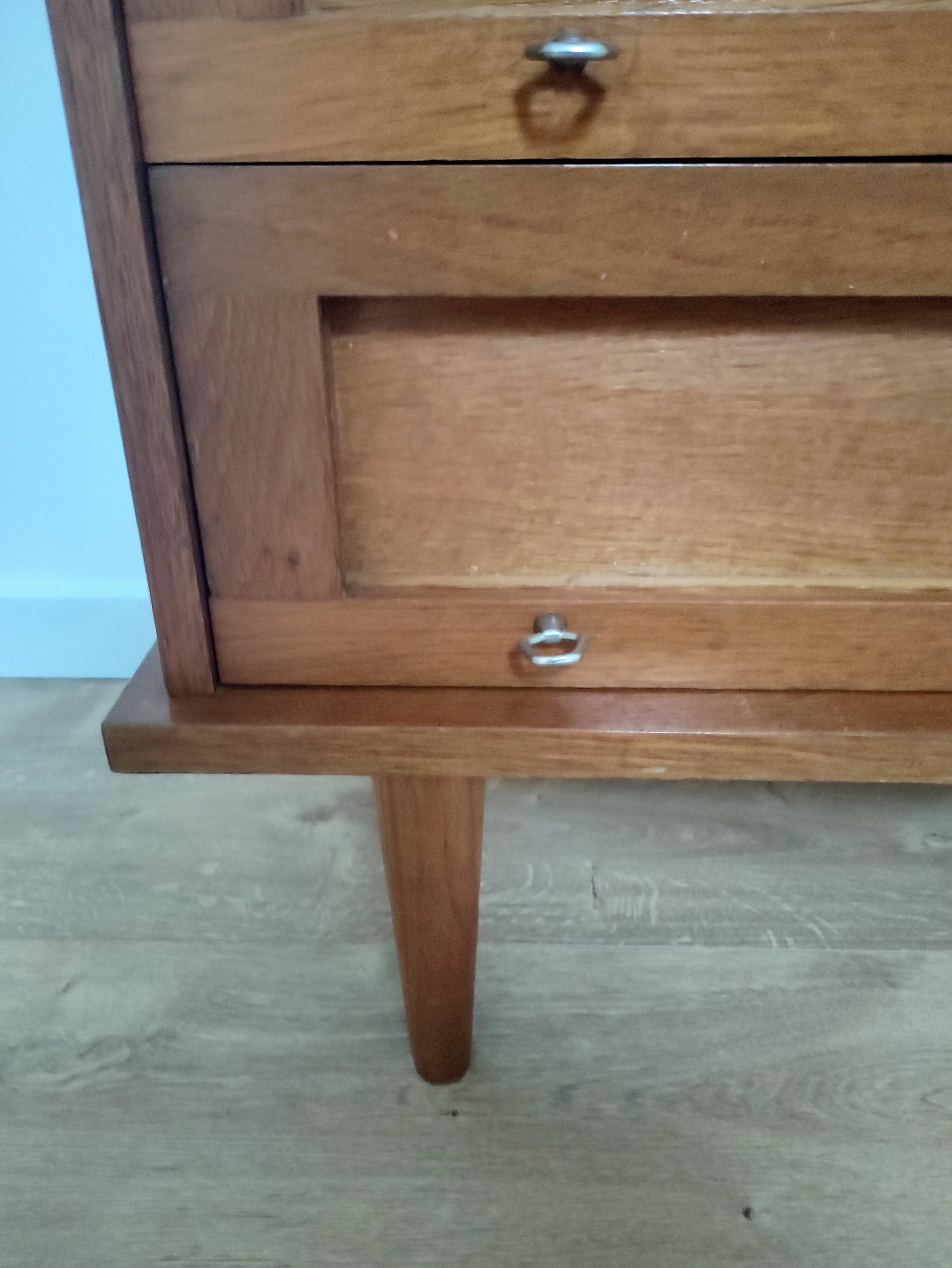 Vintage chest of drawers