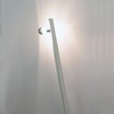Sloped Italian floor lamp in painted metal 1970