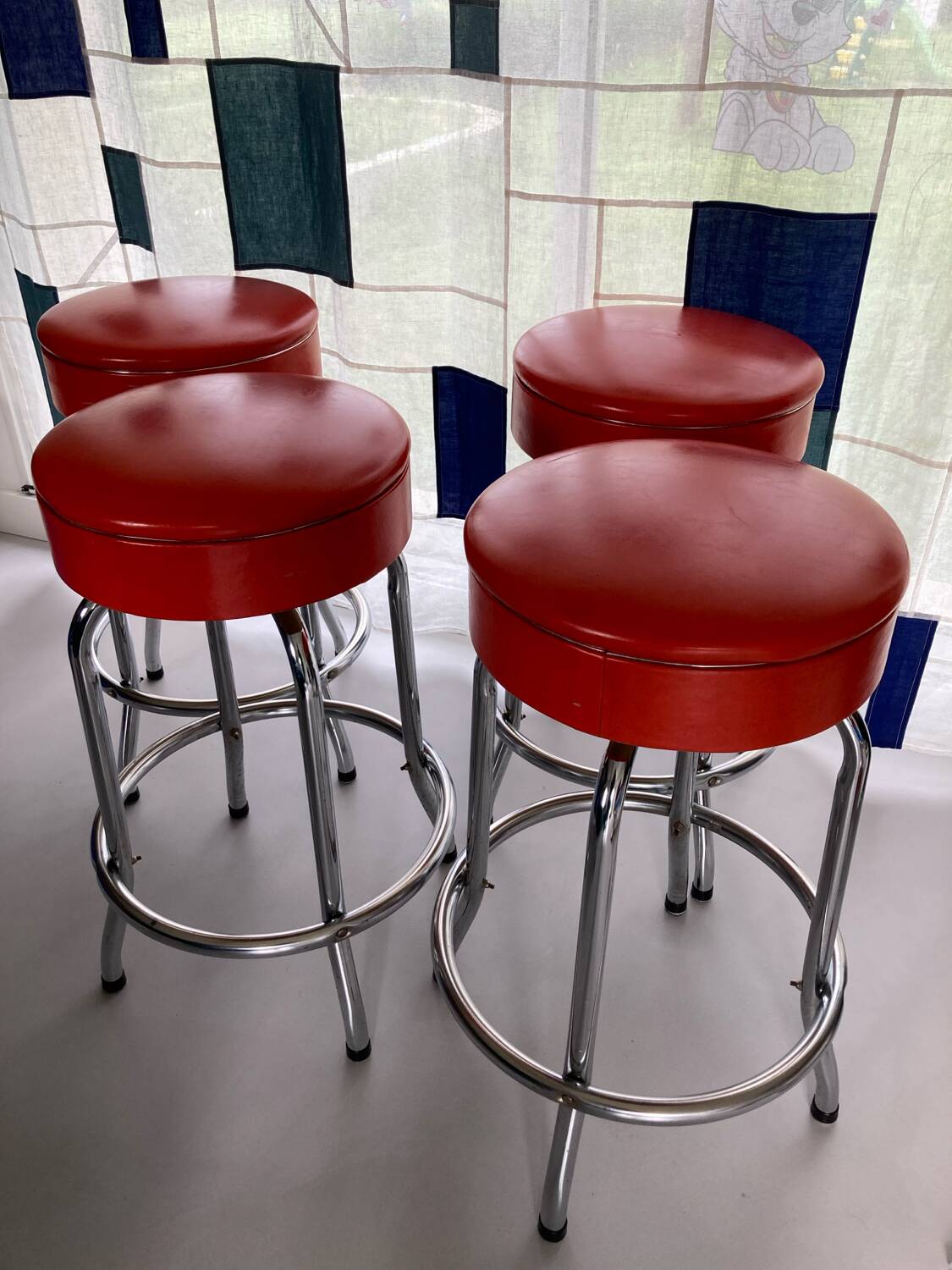 American bar stools