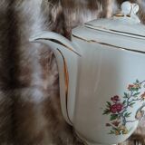 Antique porcelain coffee/tea pot