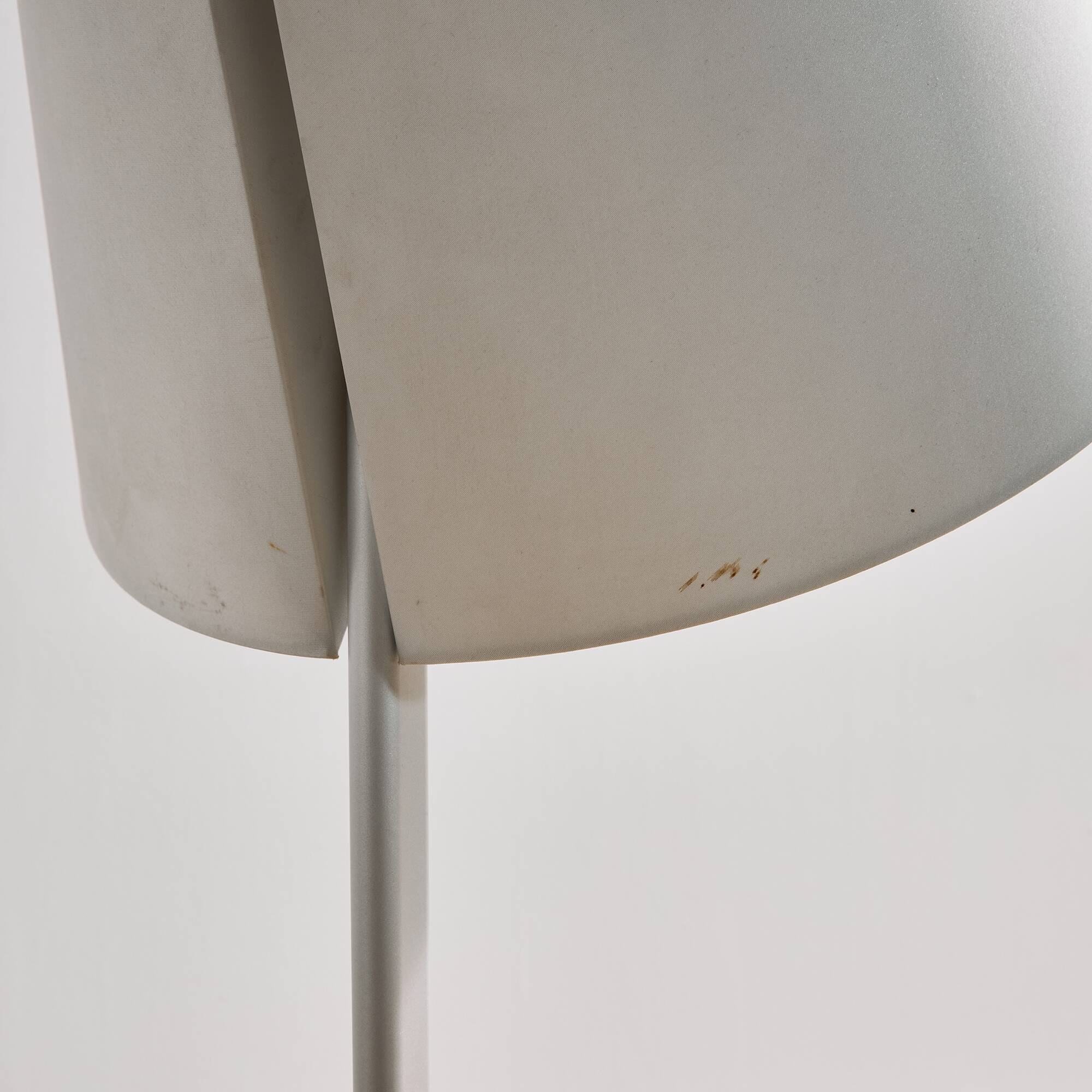 Melampo table lamp by Adrien Gardère for Artemide